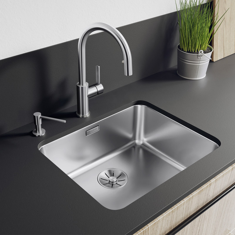 BLANCO Solis 500-U Undermount Stainless Steel Sink Background Image