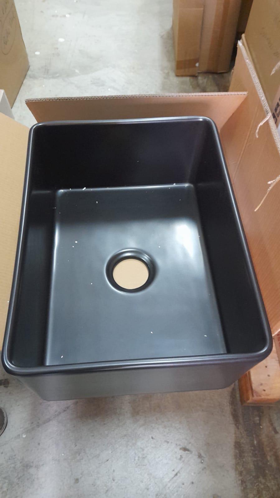 Aberdeen black-fireclay-farmhouse-sink